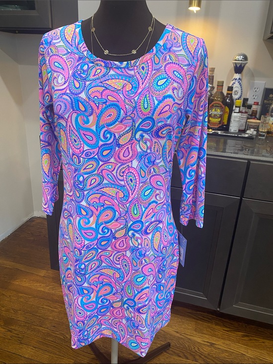 Lulu-B Dresses & Skirts - Lulu B stretch dress rounded collar vibrant paisley resort wrinkle free SPF